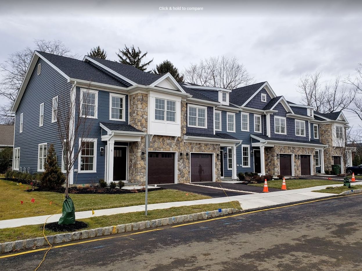 Lakeview Townhomes at Eatontown This picture shows the homes in Lakeview